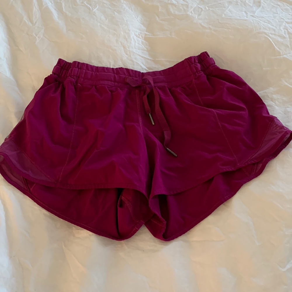 Lululemon hotty hot short